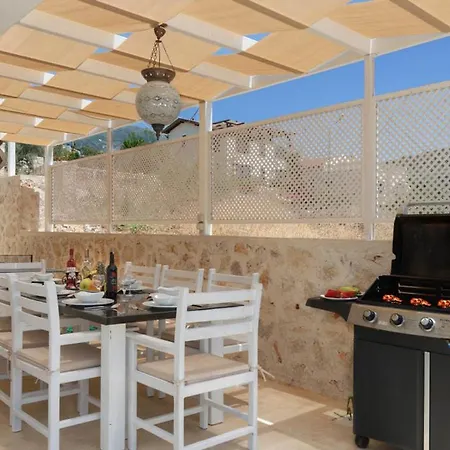 Sleeps 8 Pool Air Con Wifi Kalkan