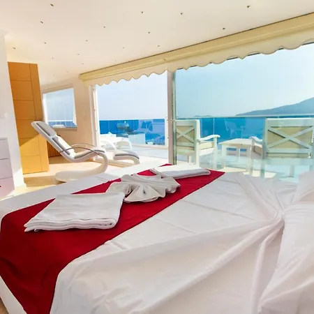 Sleeps 8 Pool Air Con Wifi Villa